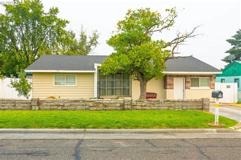 houses for sale in hermiston or|Hermiston, OR real estate & homes for sale .